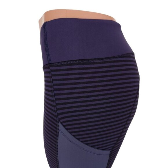 Lululemon Cut The Crop Size 2 1/8 Stripe Cadet Blue - Picture 9 of 9